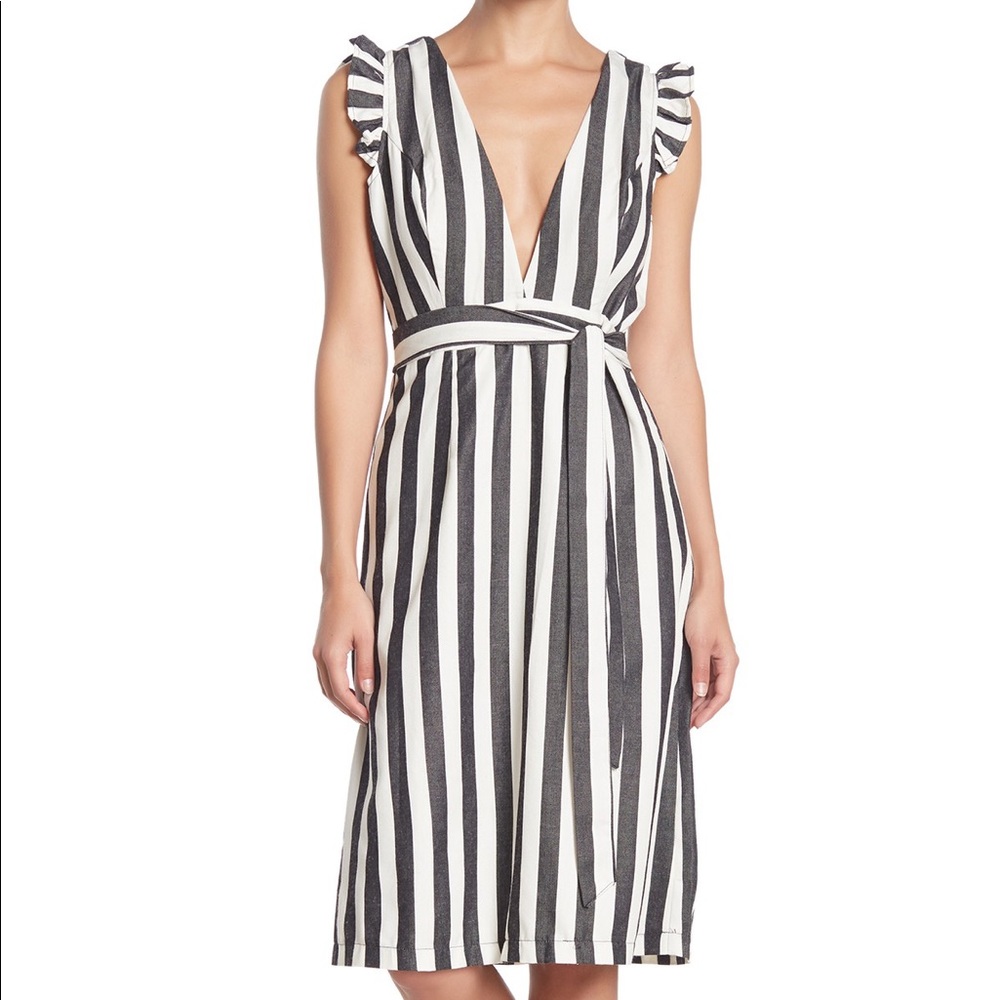 Kenedik Striped Ruffle Dress SZ L